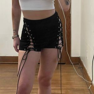 Black tie up high waisted shorts